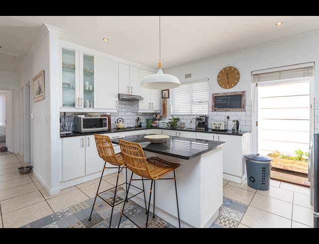 4 BEDROOM FREESTANDING SOLD IN SUNNINGDALE